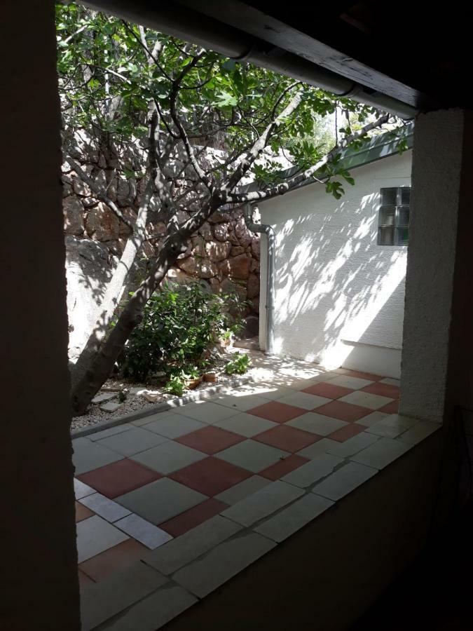Apartman Grospic 2 Cesarica Buitenkant foto